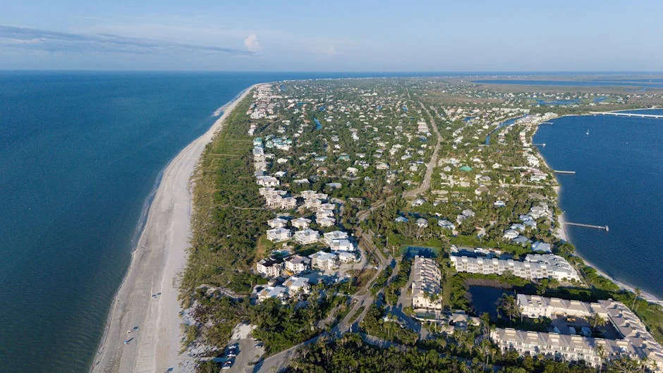 Gulf Drive (West & Middle) neighborhood in Sanibel Island